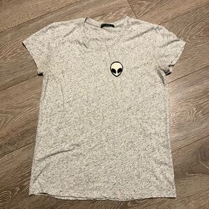 Brandy Melville Heather Gray Alien Graphic Women's T-Shirt